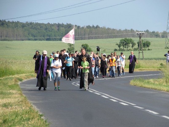 07.06.15 pielg powol (14)