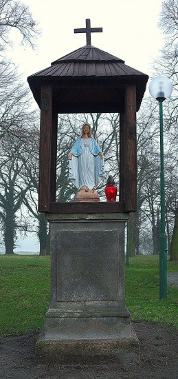 06.12.15 poscwiec figury MB Chlastawa (2)