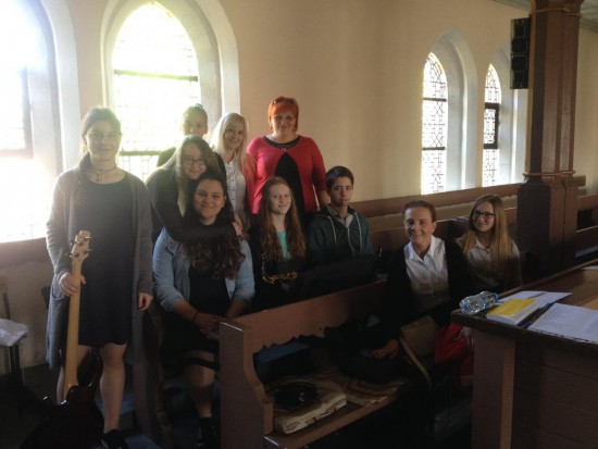 08.05.16 Schola Mlodz na Komunii w Jastrzebs (6)