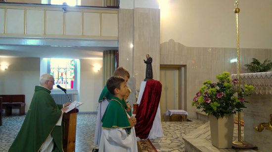 18.09.2016 Nowennę do św. Ojca Pio prowadzi ks. Proboszcz Jerzy Kordiak