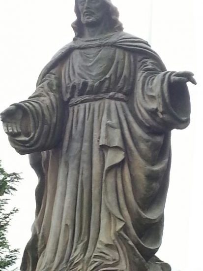 28.09.16 Koronka przy pomniku (8)