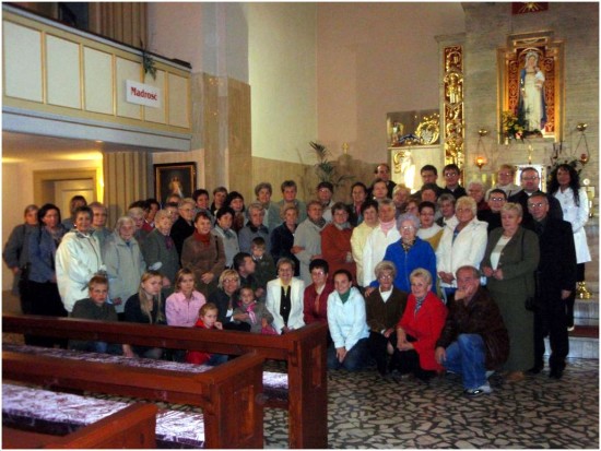 30.09.2008r. uczestnicy spotkania, którzy brali udział w 10 zorganizowanych pielgrzymkach do Medjugorje